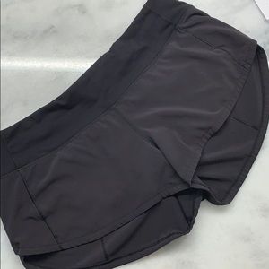 Lululemon speed shorts size 6